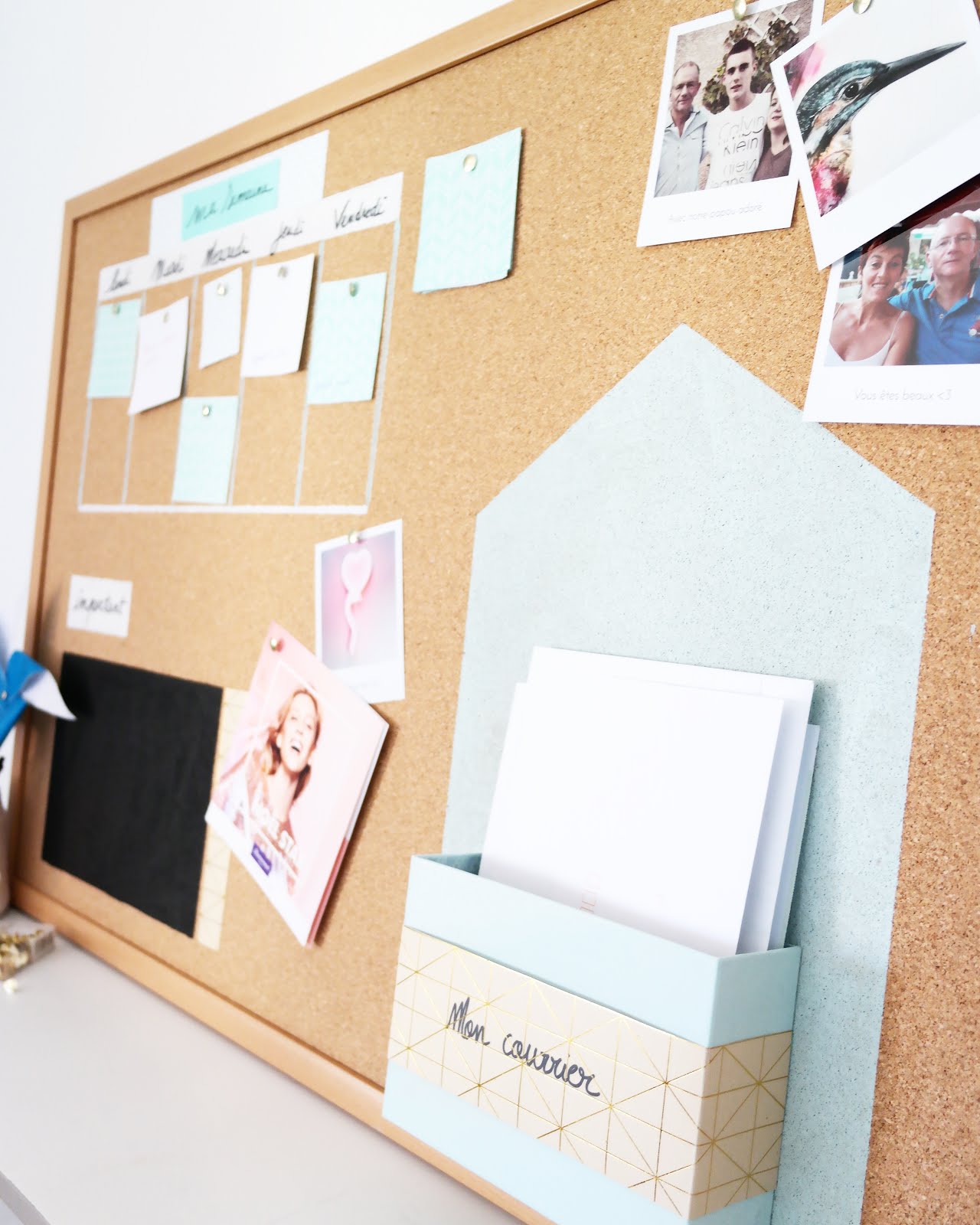 DIY - UN TABLEAU EN LIÈGE POUR S'ORGANISER - Stacey Stachetti