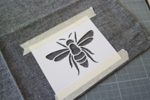 serviette-de-table-insectes-abeille