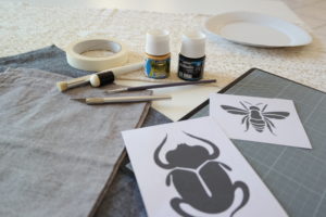 serviette-de-table-insectes-abeille