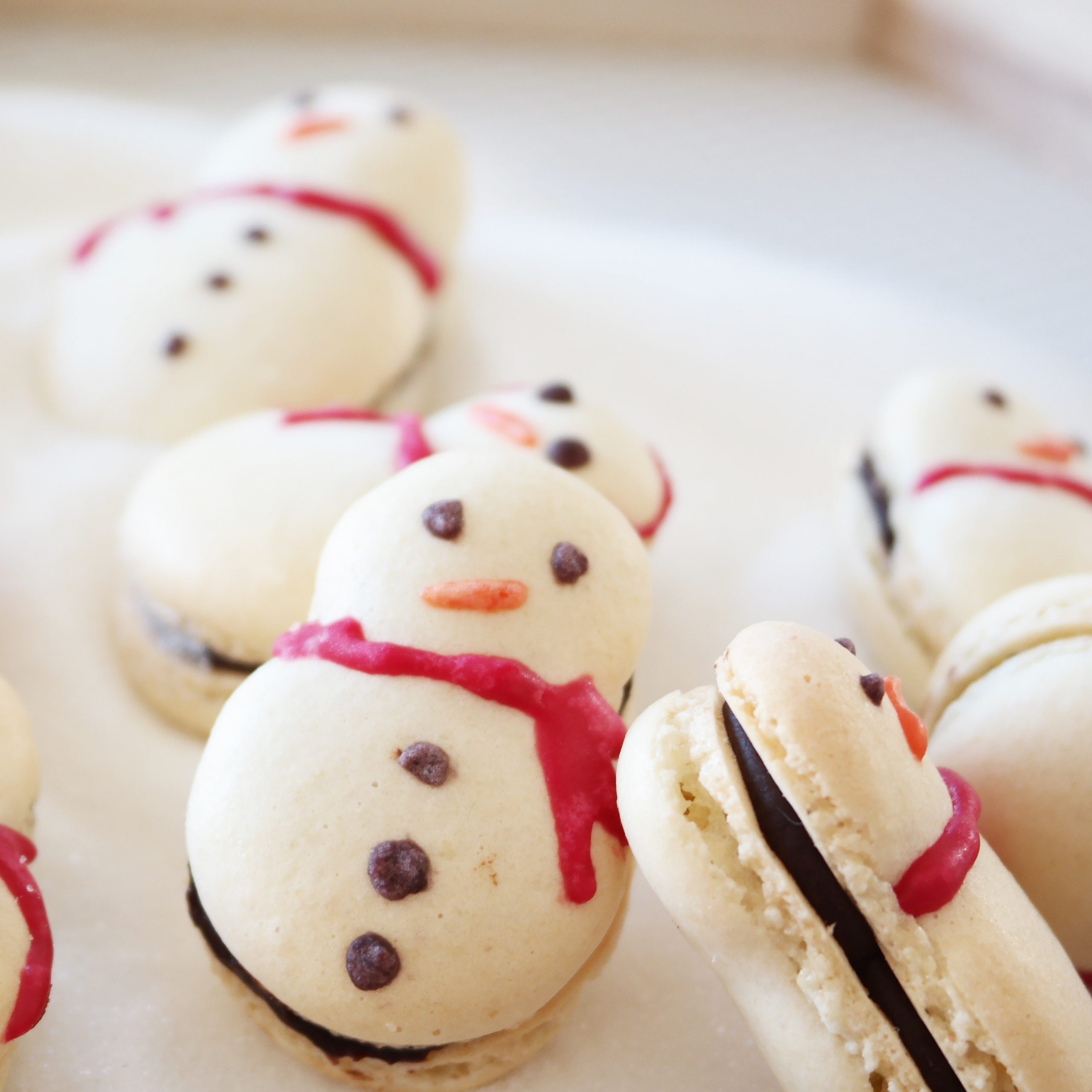 bonhomme-de-neige-macaron