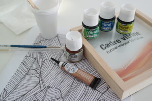 diy-cadre-tropical-vitrail-pebeo