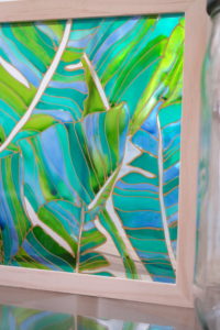 diy-cadre-tropical-vitrail-pebeo