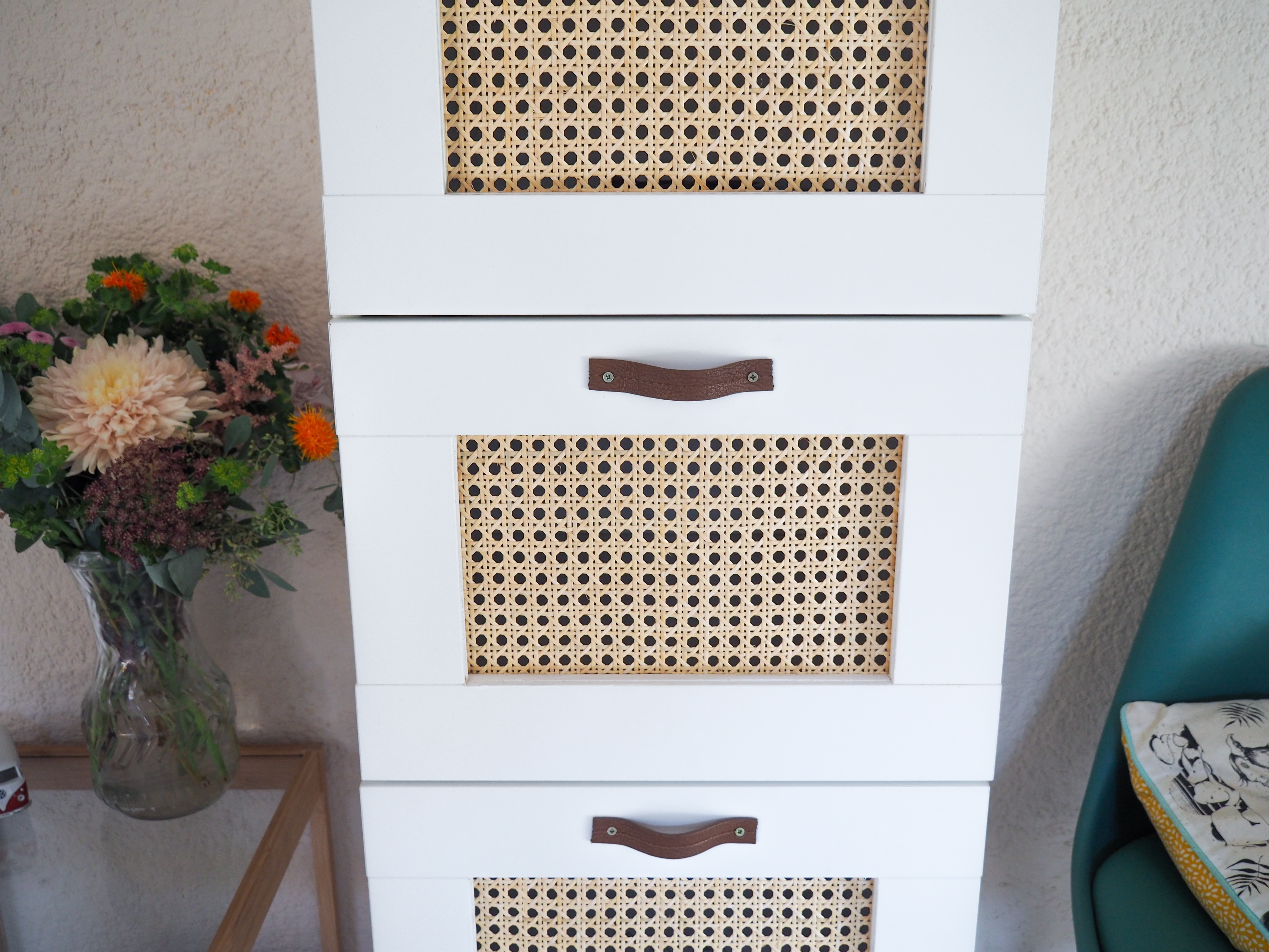 diy ikea cannage meuble transformation Stacey Stachetti diy ikea cannage meuble transformation Stacey Stachetti